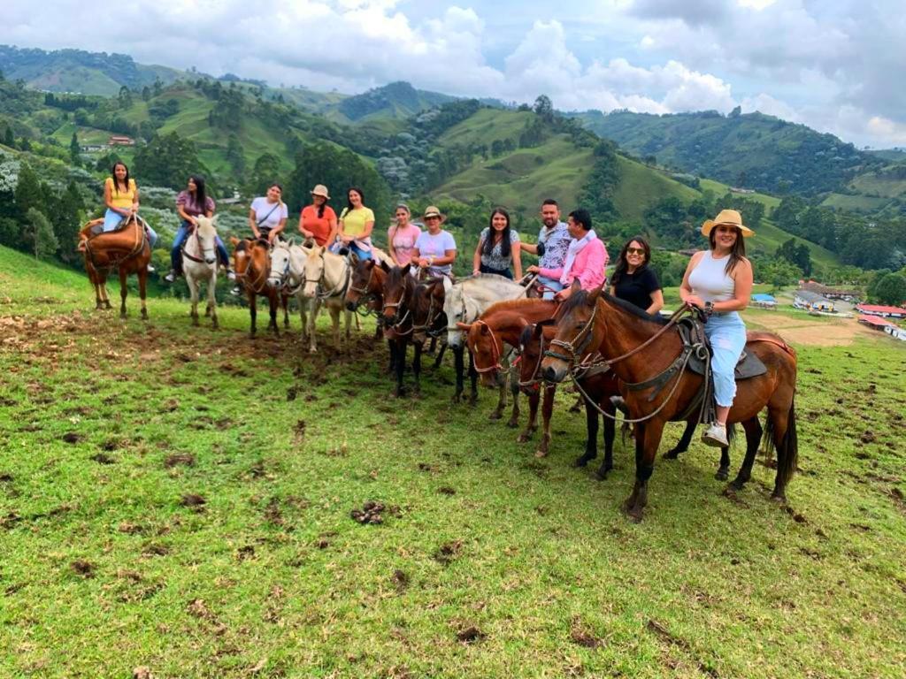 Finca Recreacional Marcelandia 산타 로사 데 카발 외부 사진