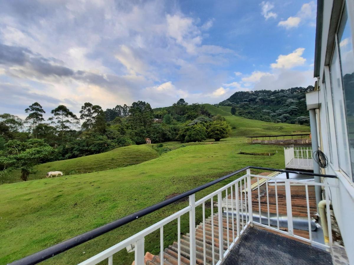 Finca Recreacional Marcelandia 산타 로사 데 카발 외부 사진