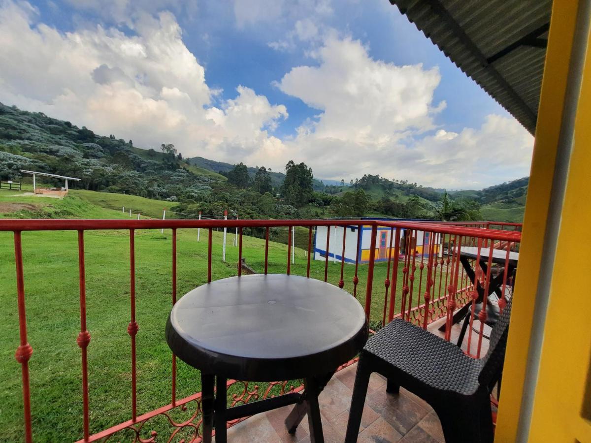 Finca Recreacional Marcelandia 산타 로사 데 카발 외부 사진